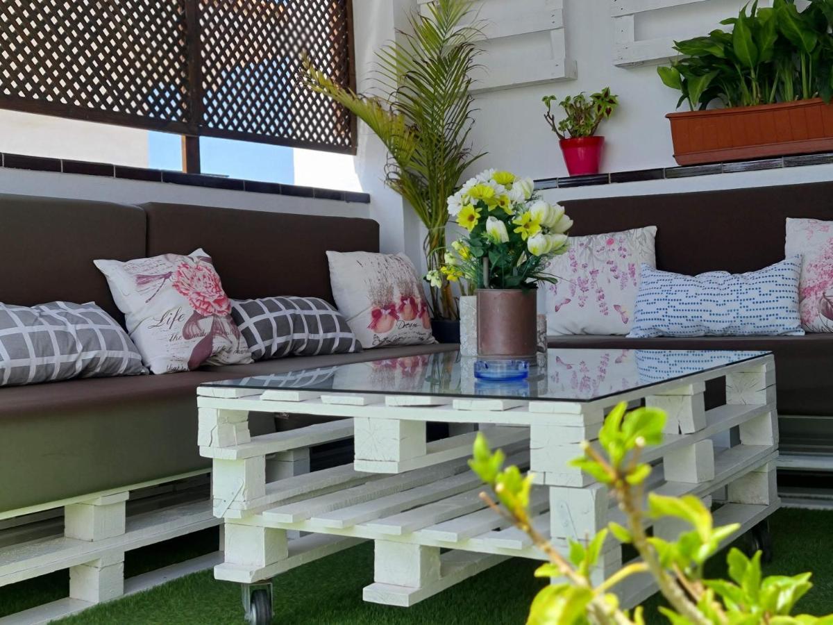 Apartamentos El Barrio نيرخا المظهر الخارجي الصورة